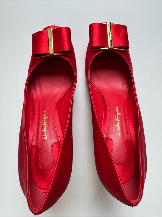 Salvatore Ferragamo Shoes - Salvatore Ferragamo Capua Bow Flower Heel